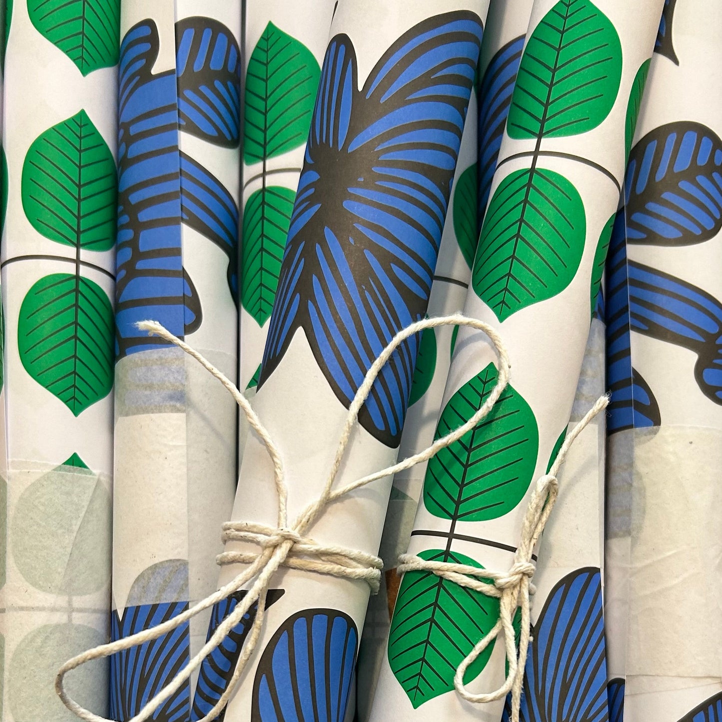 Floral  Gift Wrap