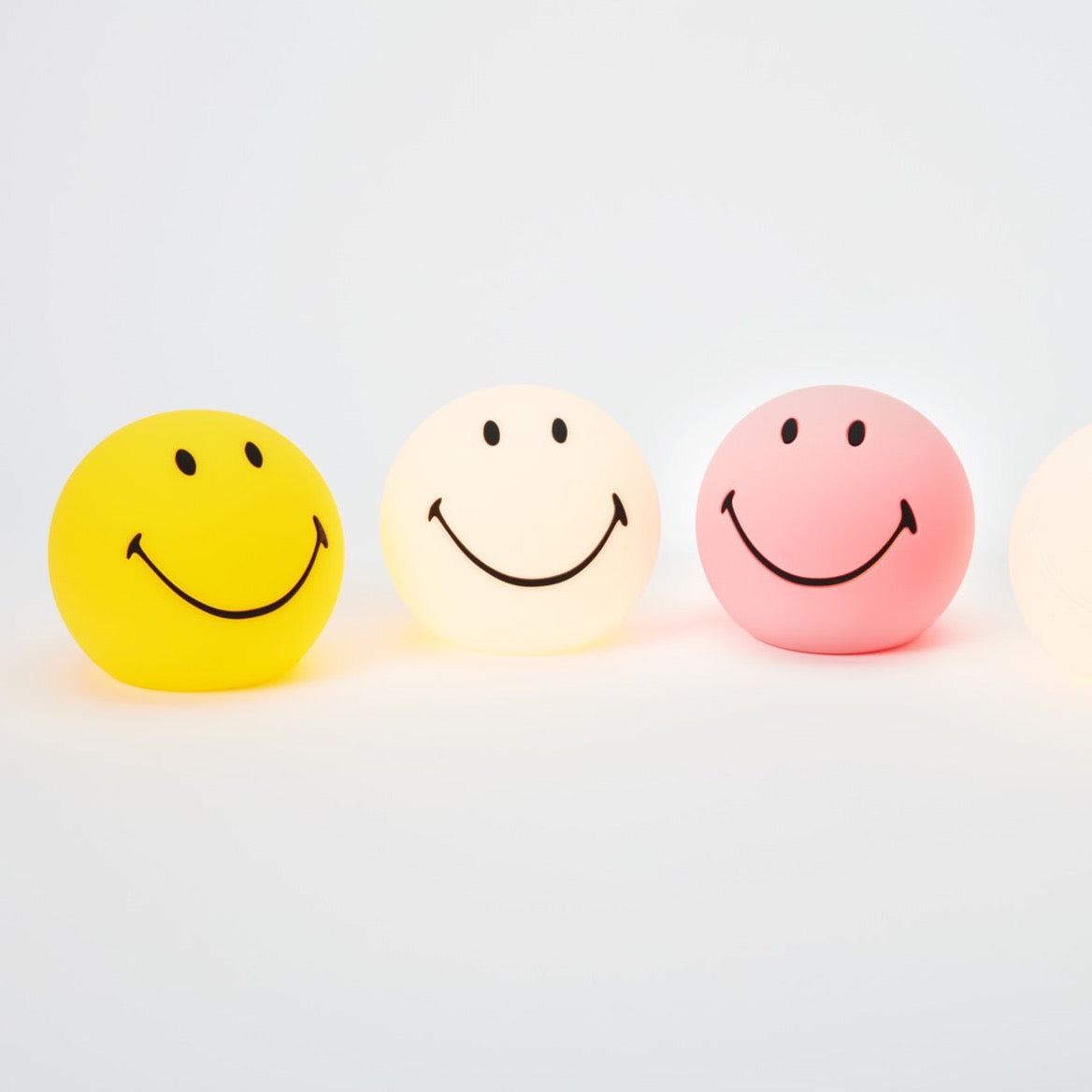 Smiley Night Light | White