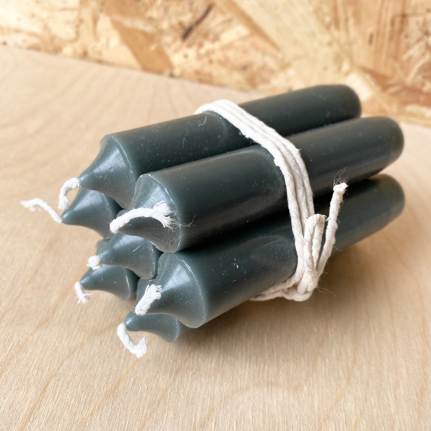 Short Dinner Candles | Bundle of 7 | Dark Green