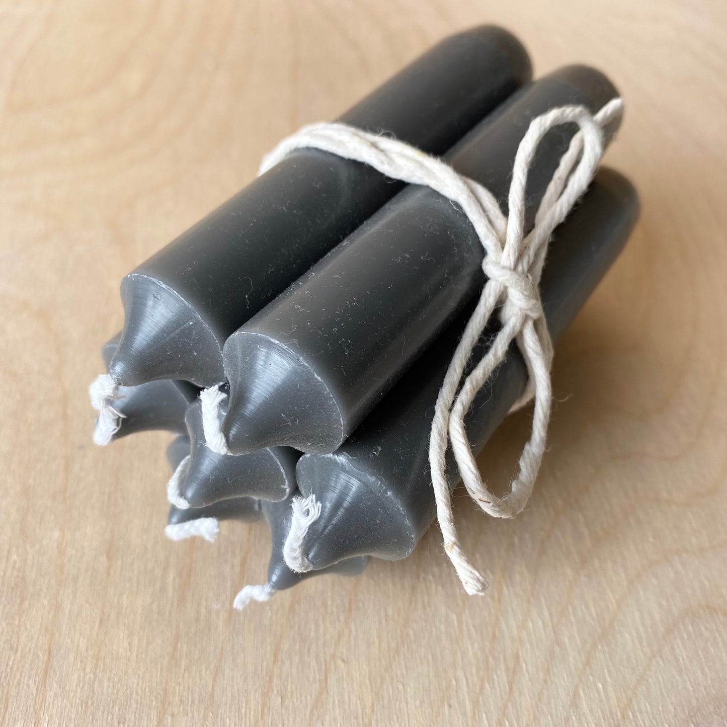 Short Dinner Candles | Bundle of 7 | Dark Grey