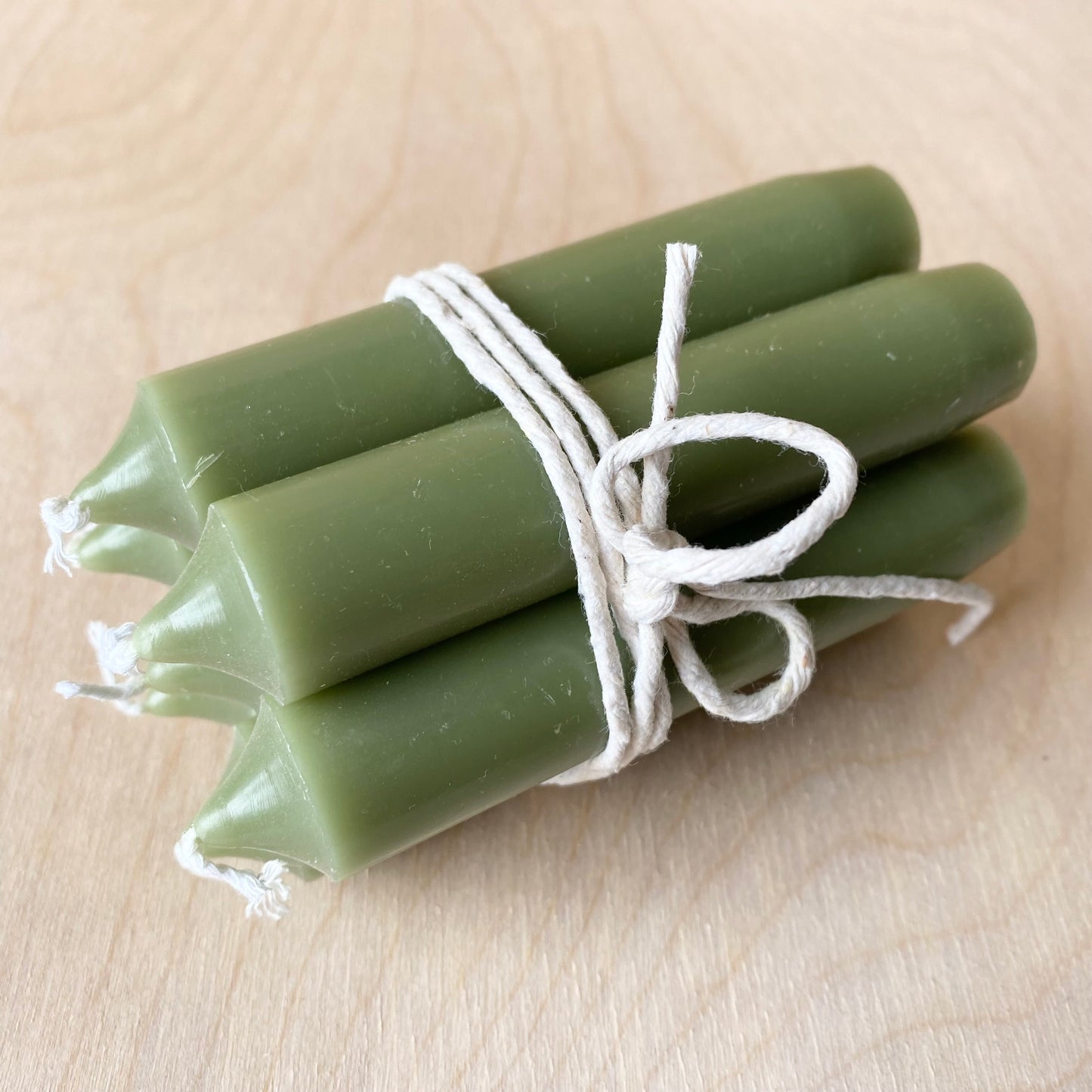 Short Dinner Candles |  Bundle of 7 | Green
