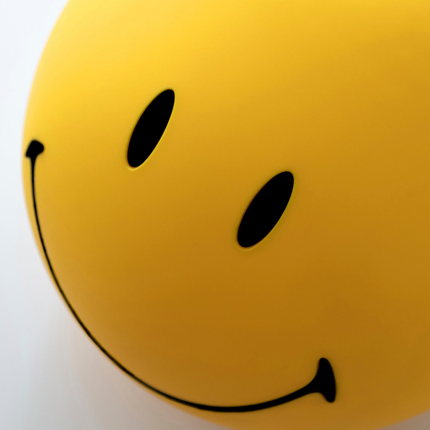 XL Smiley Floor Lamp.