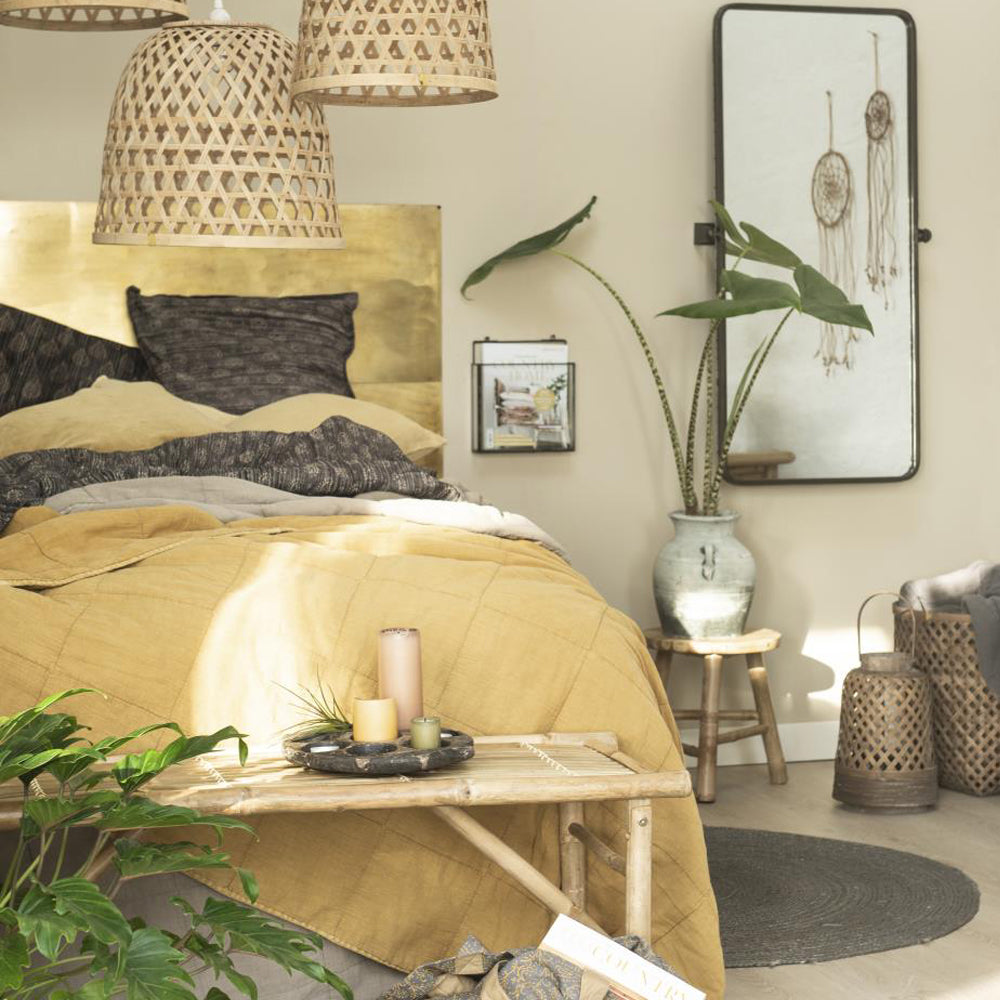Scandi Vintage Style Quilt - Mustard